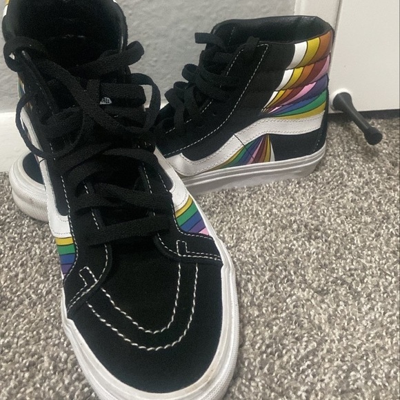 vans rainbow hightops